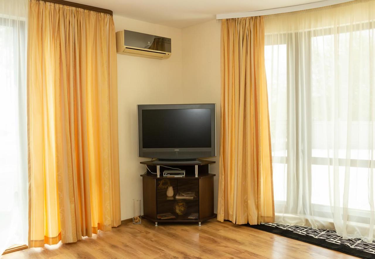 Cozy 1Bd Apartment With A Spacious Terrace By Flat Mаnager Балчик Екстериор снимка